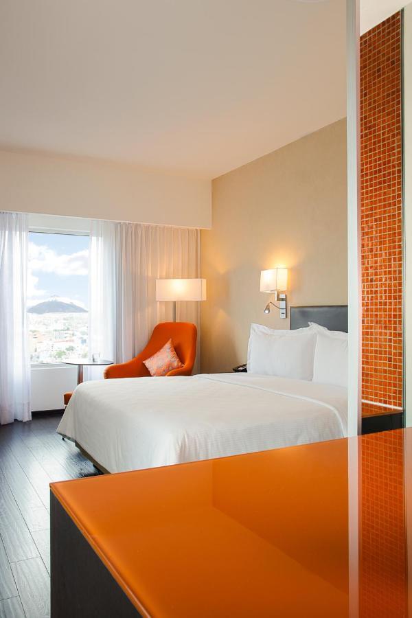 Fiesta Inn Puebla Las Animas Екстериор снимка