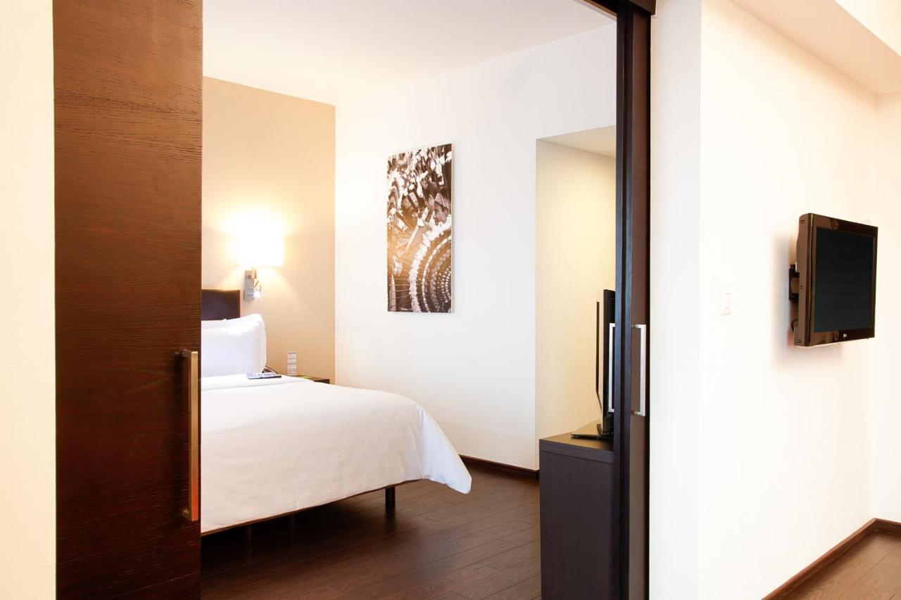 Fiesta Inn Puebla Las Animas Екстериор снимка